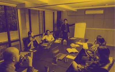Squad or Lone Wolf? Pros and Cons of Agencies and Solo Freelancers